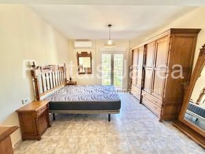 Shared property for long term rental with private bedroom and bathroom